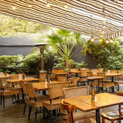 Juan y Medio - Providencia