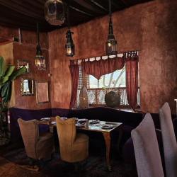 Zanzibar - Vitacura (Borde Rio)